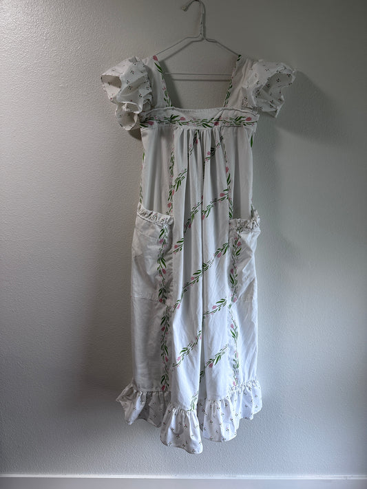 Tulip Vine Ruffle Dress – Size S/M